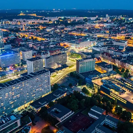 Apartament Urban Global Skyline 23rd Floor No 8, Free Garage, Self Check-in, No Deposit Katowice