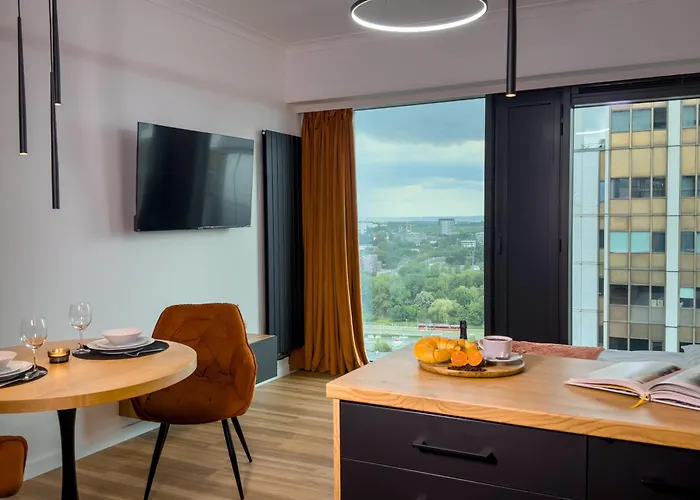 Urban Global Skyline 23rd Floor No 8, Free Garage, Self Check-in, No Deposit Apartman Katowice