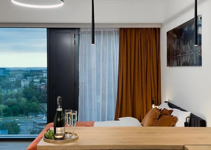 Urban Global Skyline 23rd Floor No 8, Free Garage, Self Check-in, No Deposit Apartman Katowice